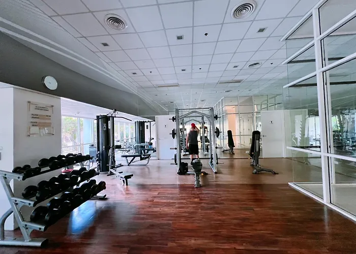 Hooga Home Calxy Residences Near Ayala Center Unit 10E