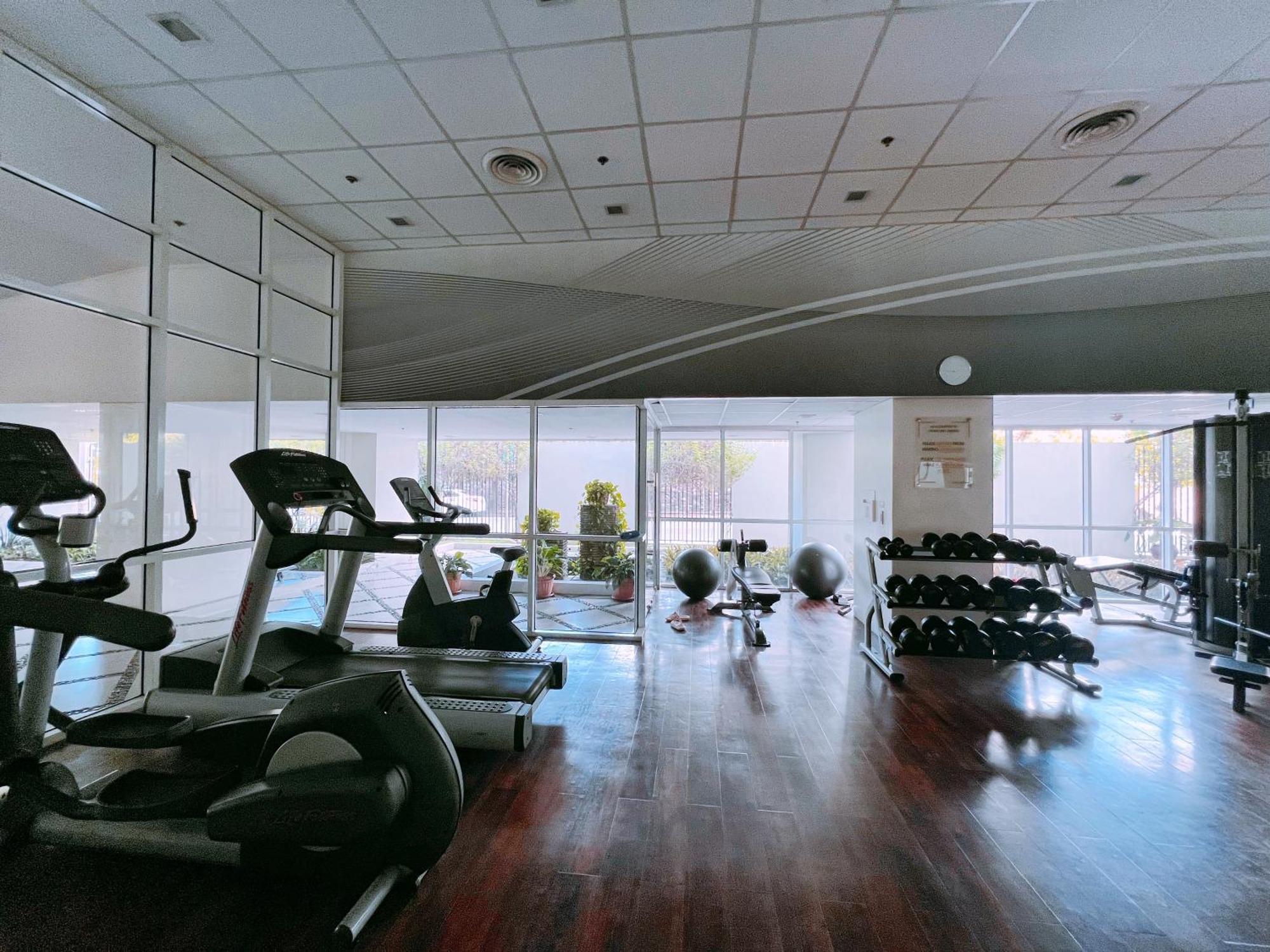 Apartment Hooga Calxy Residences Near Ayala Center Unit 10e Cebu